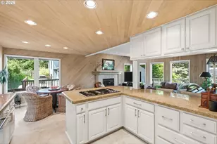 6517 Artemis Ln, West Linn, OR 97068 - Photo 21
