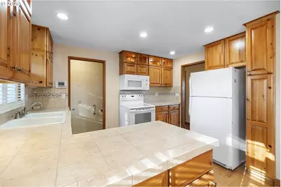 4954 SE Willow St, Milwaukie, OR 97222 - Photo 15