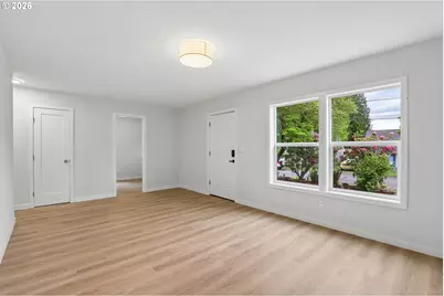6850 NE Roselawn St, Portland, OR 97218 - Photo 9