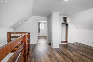126 E Madison Ave, Cottage Grove, OR 97424 - Photo 19