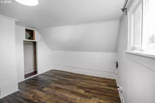 126 E Madison Ave, Cottage Grove, OR 97424 - Photo 21