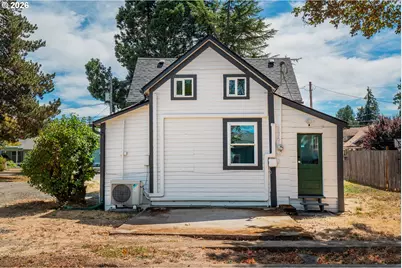 126 E Madison Ave, Cottage Grove, OR 97424 - Photo 29