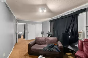 13670 SW 21st St, Beaverton, OR 97008 - Photo 11