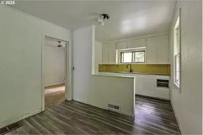 5830 NW Cornell Rd, Portland, OR 97210 - Photo 33