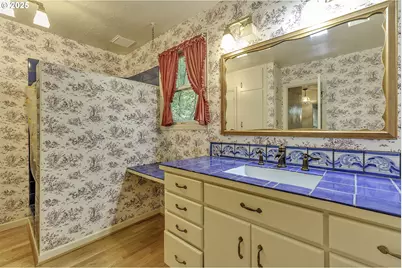 5830 NW Cornell Rd, Portland, OR 97210 - Photo 13