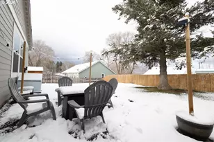 606 2nd St, Cove, OR 97824 - Photo 27