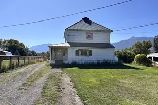 808 W Greenwood St, Enterprise, OR 97828 - Photo 1