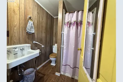 808 W Greenwood St, Enterprise, OR 97828 - Photo 11