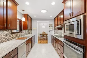 153 S 26th Ave, Cornelius, OR 97113 - Photo 9