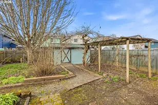 153 S 26th Ave, Cornelius, OR 97113 - Photo 25