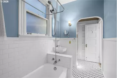 2188 NW Kearney St, Portland, OR 97210 - Photo 23