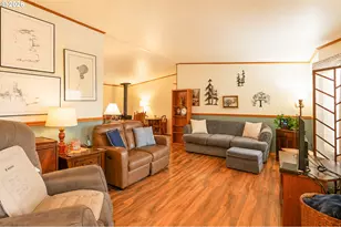 1257 Embarcadero Cir, Coos Bay, OR 97420 - Photo 5
