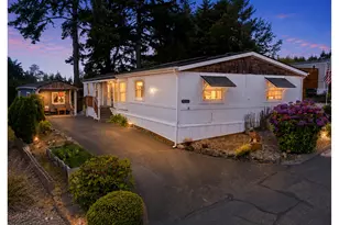 1257 Embarcadero Cir, Coos Bay, OR 97420 - Photo 3