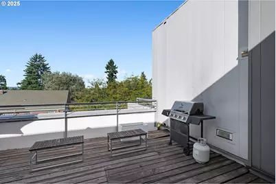 900 NE 81st Ave #111, Portland, OR 97213 - Photo 19