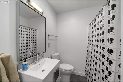 900 NE 81st Ave #111, Portland, OR 97213 - Photo 17