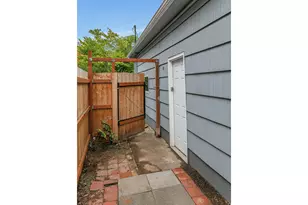 5816 N Maryland Ave, Portland, OR 97217 - Photo 39