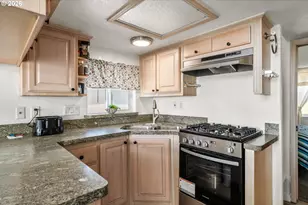 16219 Lower Harbor Rd, Brookings, OR 97415 - Photo 7