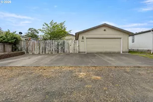 90946 Windy Ln, Coos Bay, OR 97420 - Photo 3