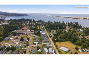 90946 Windy Ln, Coos Bay, OR 97420 - Photo 29