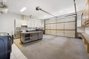 8506 SE Mill St, Portland, OR 97216 - Photo 15