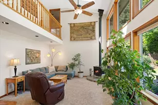 565 Shelokum Dr, Silverton, OR 97381 - Photo 7