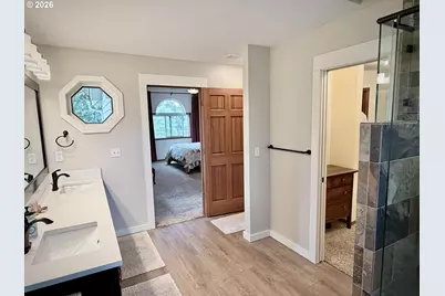 565 Shelokum Dr, Silverton, OR 97381 - Photo 5