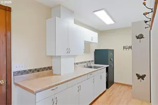 565 Shelokum Dr, Silverton, OR 97381 - Photo 19