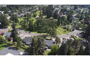 565 Shelokum Dr, Silverton, OR 97381 - Photo 9