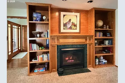 565 Shelokum Dr, Silverton, OR 97381 - Photo 7