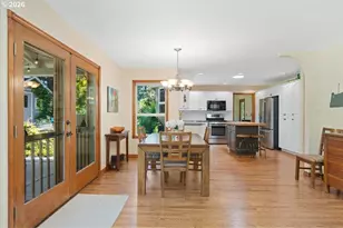 565 Shelokum Dr, Silverton, OR 97381 - Photo 7