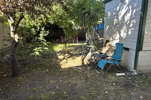 239 D St, Springfield, OR 97477 - Photo 11