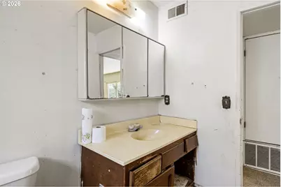 531 NW Harrison St, Canyonville, OR 97417 - Photo 25