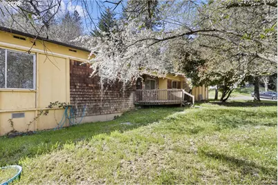 531 NW Harrison St, Canyonville, OR 97417 - Photo 7