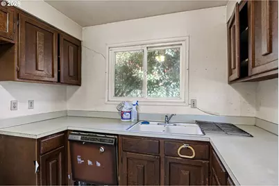 531 NW Harrison St, Canyonville, OR 97417 - Photo 17