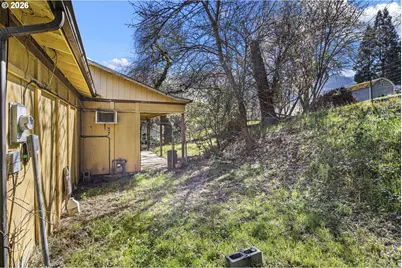 531 NW Harrison St, Canyonville, OR 97417 - Photo 45
