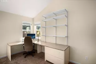 11325 SW Eucalyptus Pl, Portland, OR 97223 - Photo 17