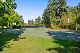 11325 SW Eucalyptus Pl, Portland, OR 97223 - Photo 23