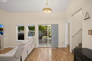 11325 SW Eucalyptus Pl, Portland, OR 97223 - Photo 7