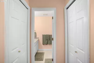 11325 SW Eucalyptus Pl, Portland, OR 97223 - Photo 15