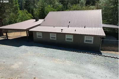 3450 Shoestring Rd, Riddle, OR 97469 - Photo 47