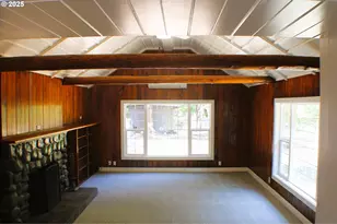 3450 Shoestring Rd, Riddle, OR 97469 - Photo 9