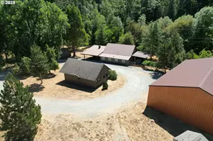 3450 Shoestring Rd, Riddle, OR 97469 - Photo 45