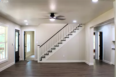 3450 Shoestring Rd, Riddle, OR 97469 - Photo 3