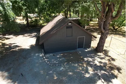 3450 Shoestring Rd, Riddle, OR 97469 - Photo 27