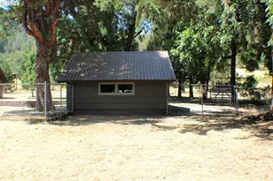 3450 Shoestring Rd, Riddle, OR 97469 - Photo 29