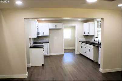 3450 Shoestring Rd, Riddle, OR 97469 - Photo 5