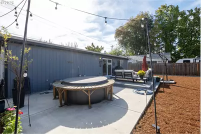 1161 W 18th Ave, Eugene, OR 97402 - Photo 23