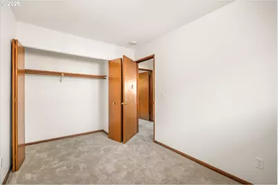132 NE 78th Ave NE, Portland, OR 97213 - Photo 17