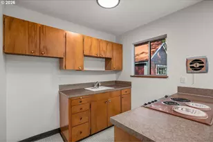 132 NE 78th Ave NE, Portland, OR 97213 - Photo 27