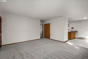 132 NE 78th Ave NE, Portland, OR 97213 - Photo 21